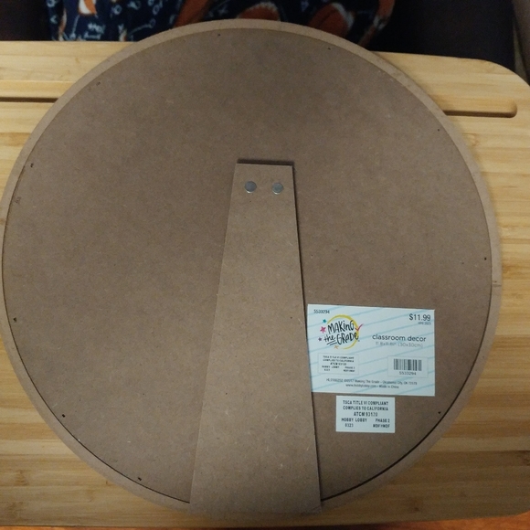 New "Home Sweet Classroom" Round Sign - Picture 4 of 4